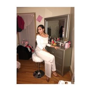 Meet your Posher, Sam